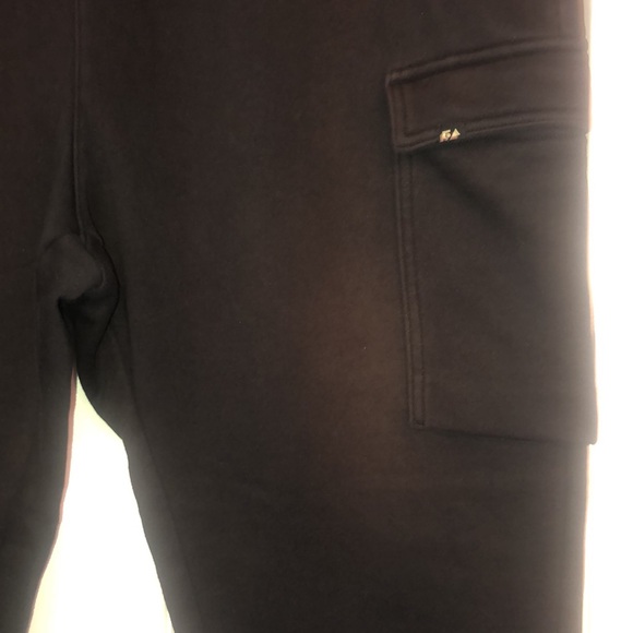 Free Assembly Men's Fleece Cargo Joggers - Picture 8 of 12